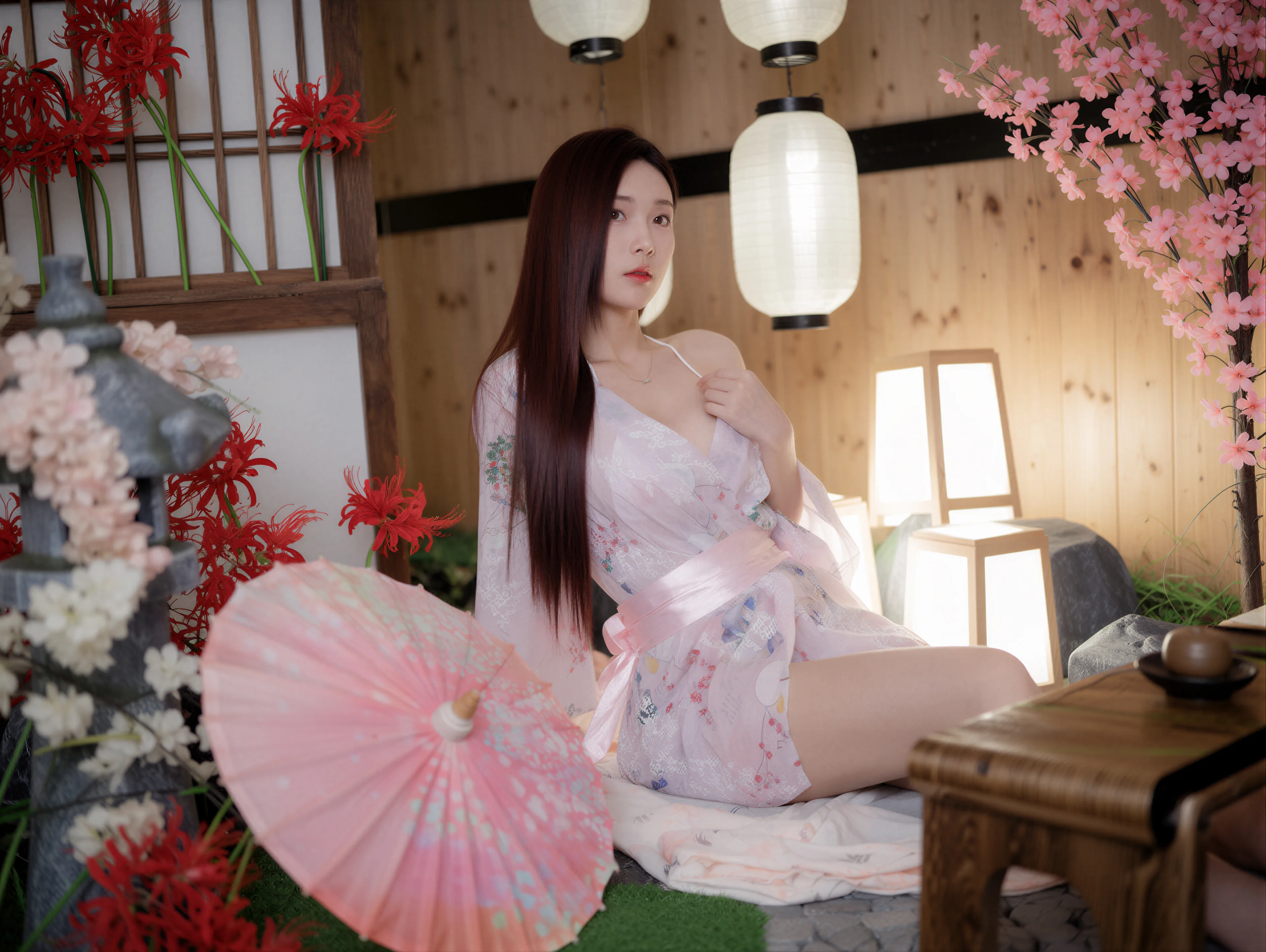 Bimilstory Hayun - Vol.16 Cherry Blossom Date 61P