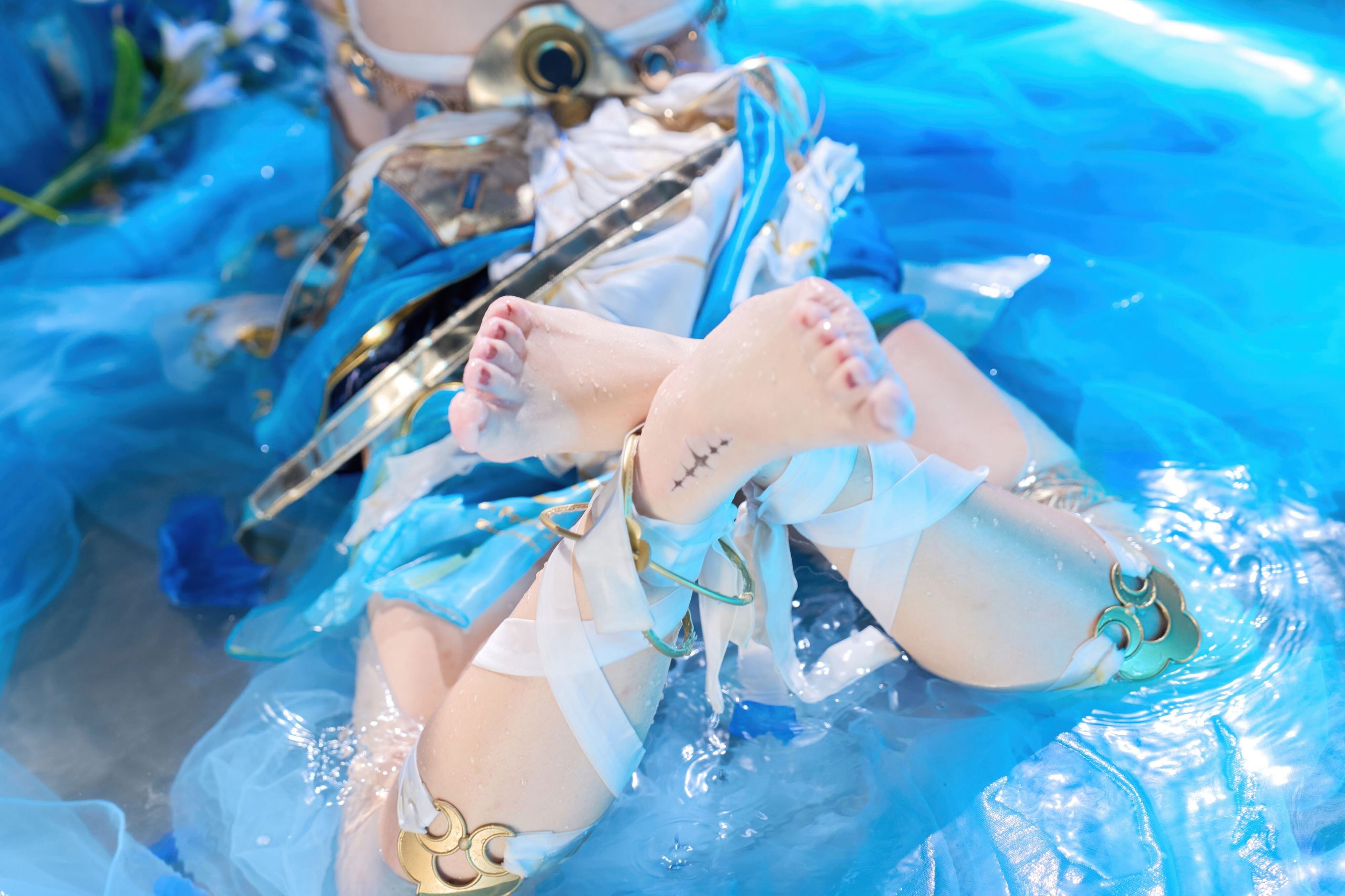 《鸣潮》尤诺 第2弹：阿薰kaOri - 第30张写真大图