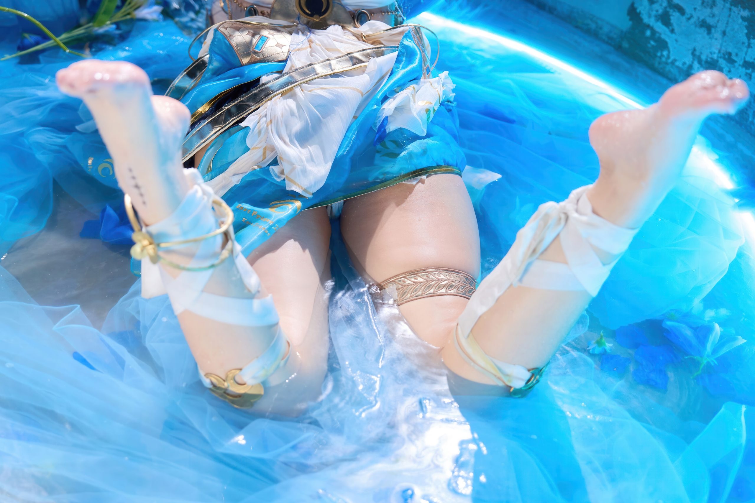 《鸣潮》尤诺 第2弹：阿薰kaOri - 第33张写真大图