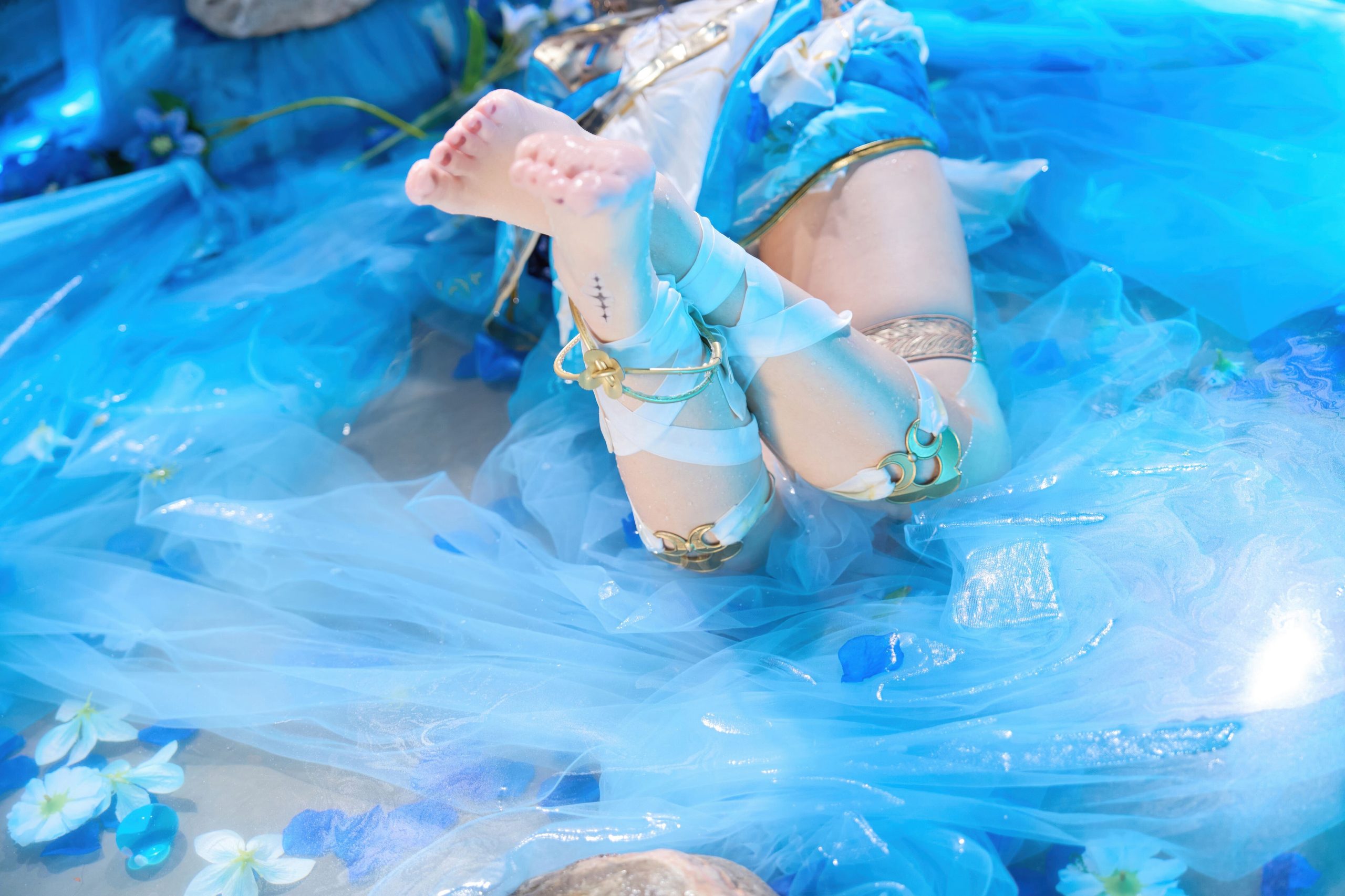 《鸣潮》尤诺 第2弹：阿薰kaOri - 第35张写真大图