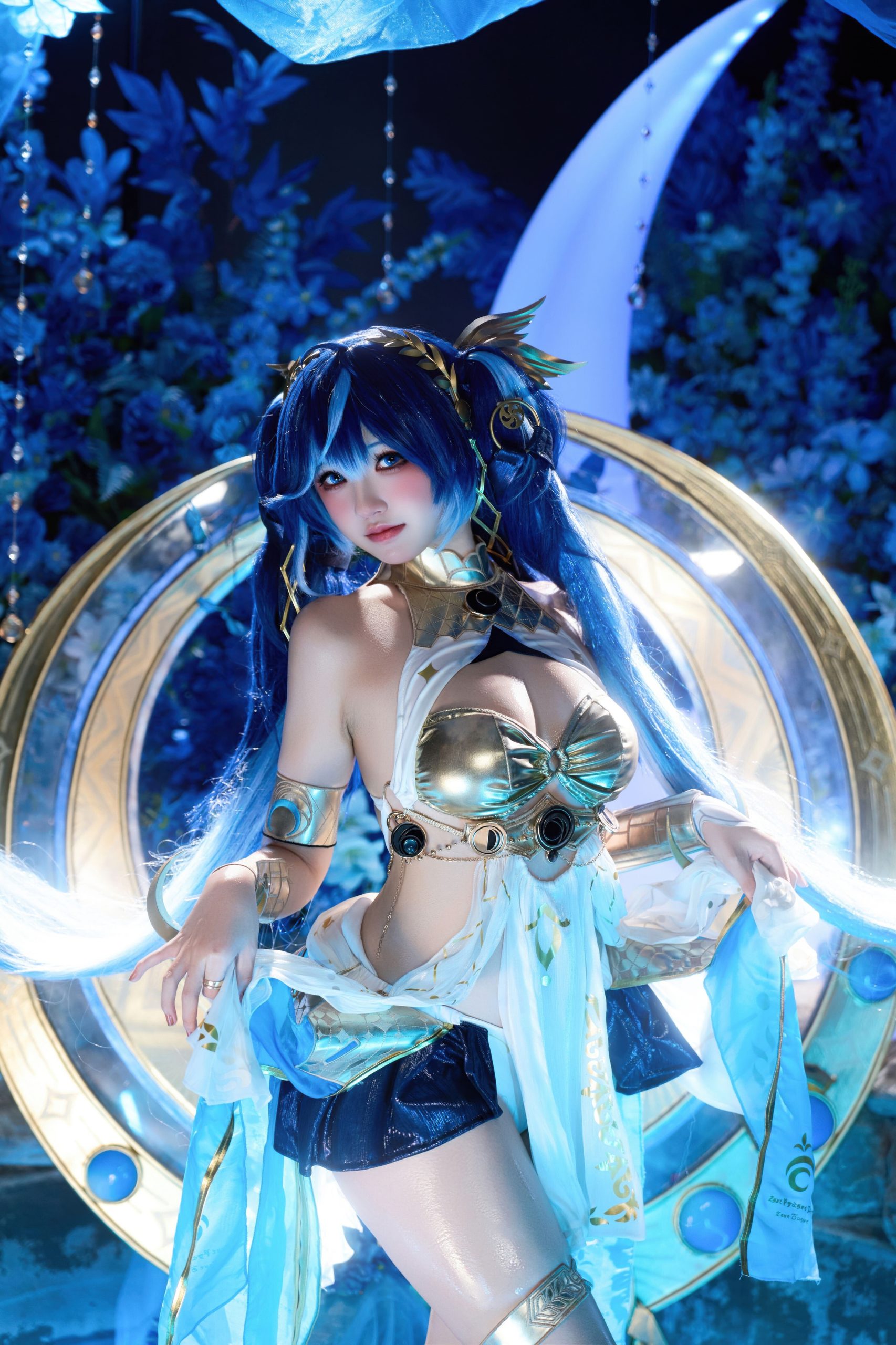 《鸣潮》尤诺：阿薰kaOri - 第1张写真大图