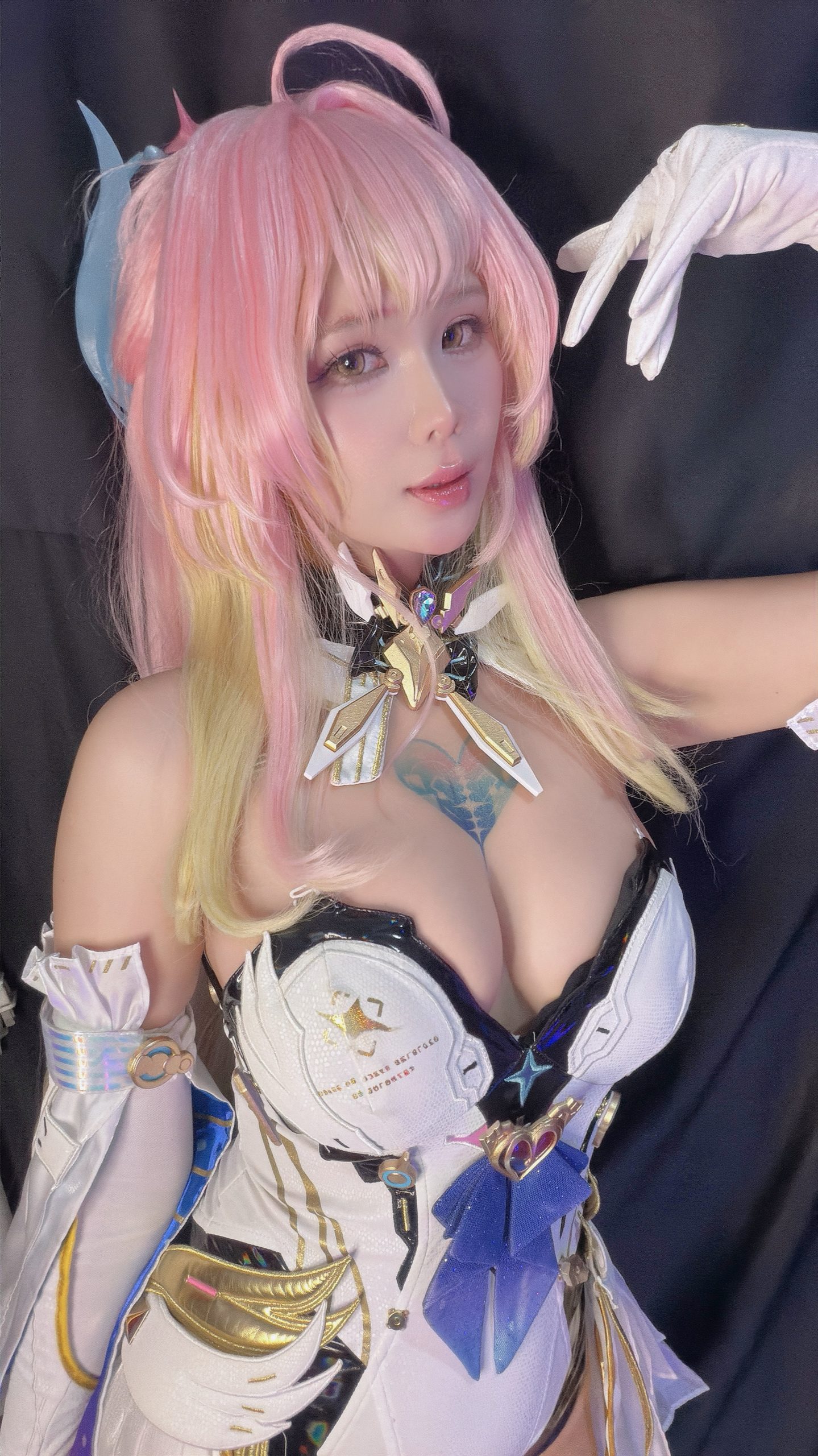 《鸣潮》爱弥斯 第2弹：Pyoncos - 第61张写真大图