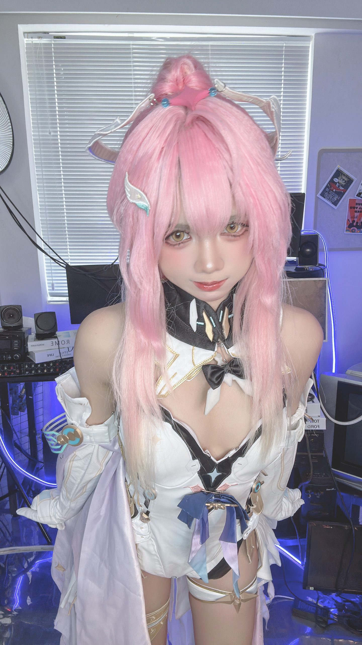 《鸣潮》爱弥斯：PoppaChan - 第33张写真大图