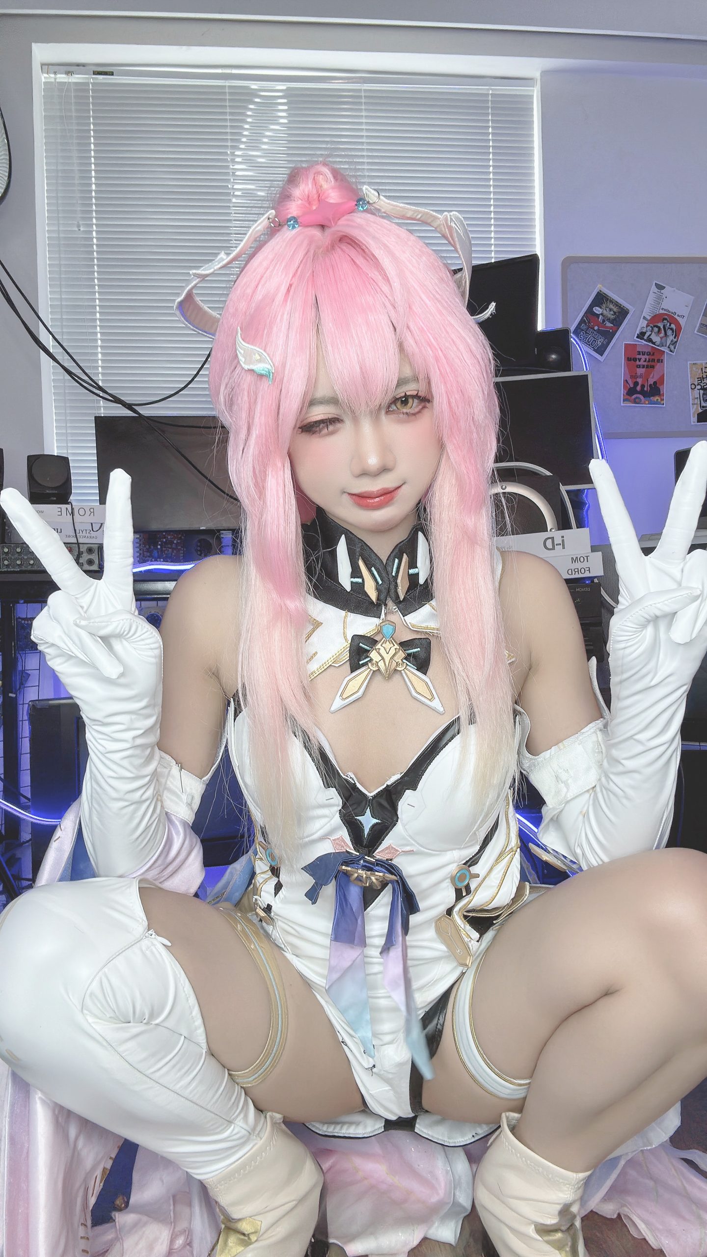 《鸣潮》爱弥斯：PoppaChan - 第36张写真大图