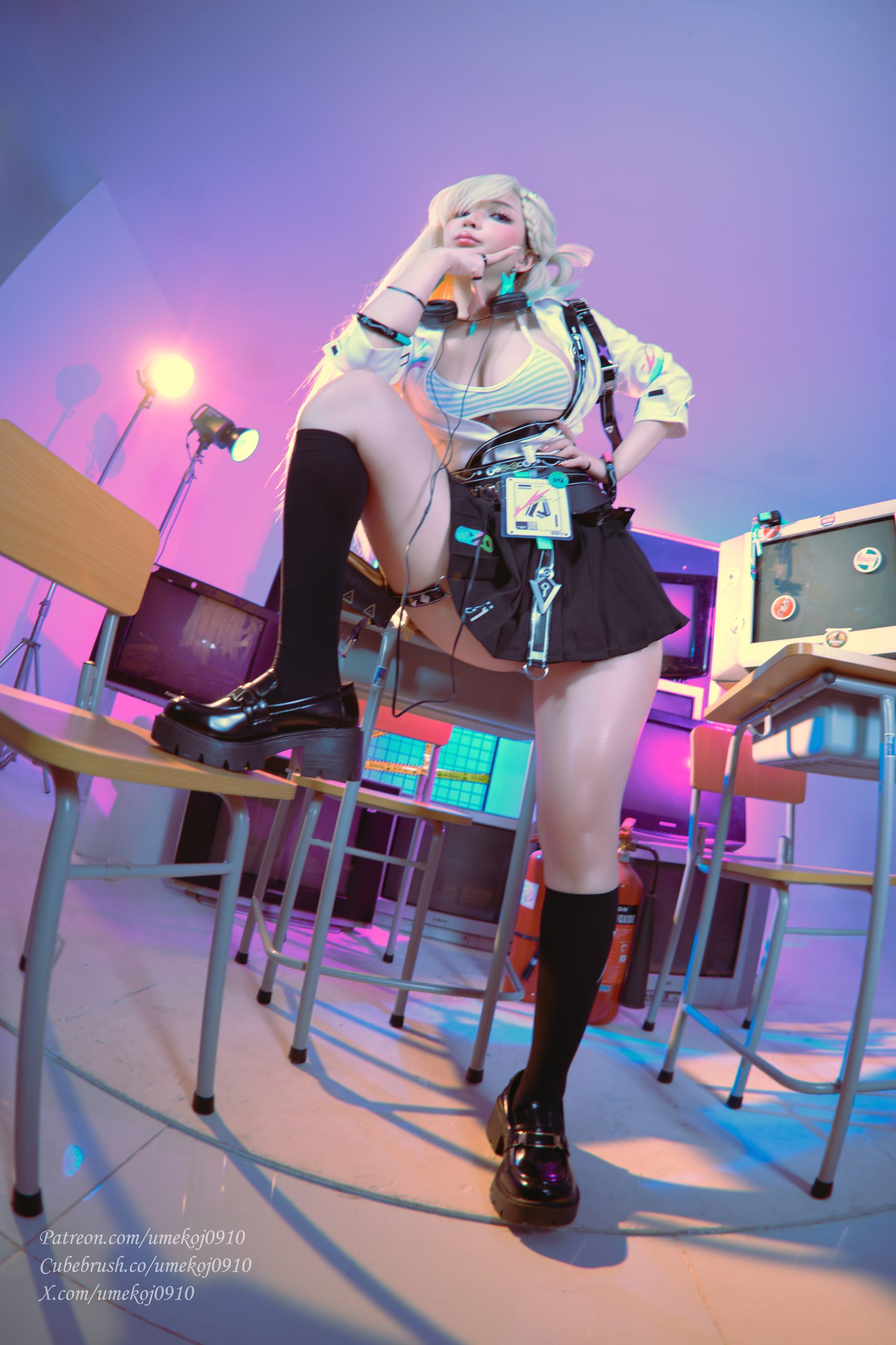 《鸣潮》琳奈：Umeko J - 第29张写真大图