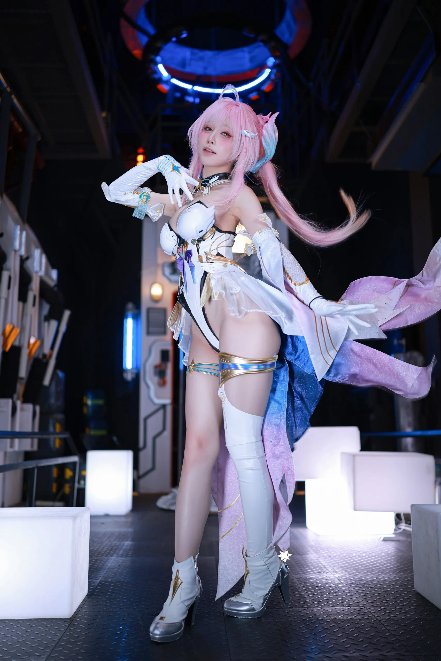 《鸣潮》爱弥斯：水淼Aqua - 第1张写真大图