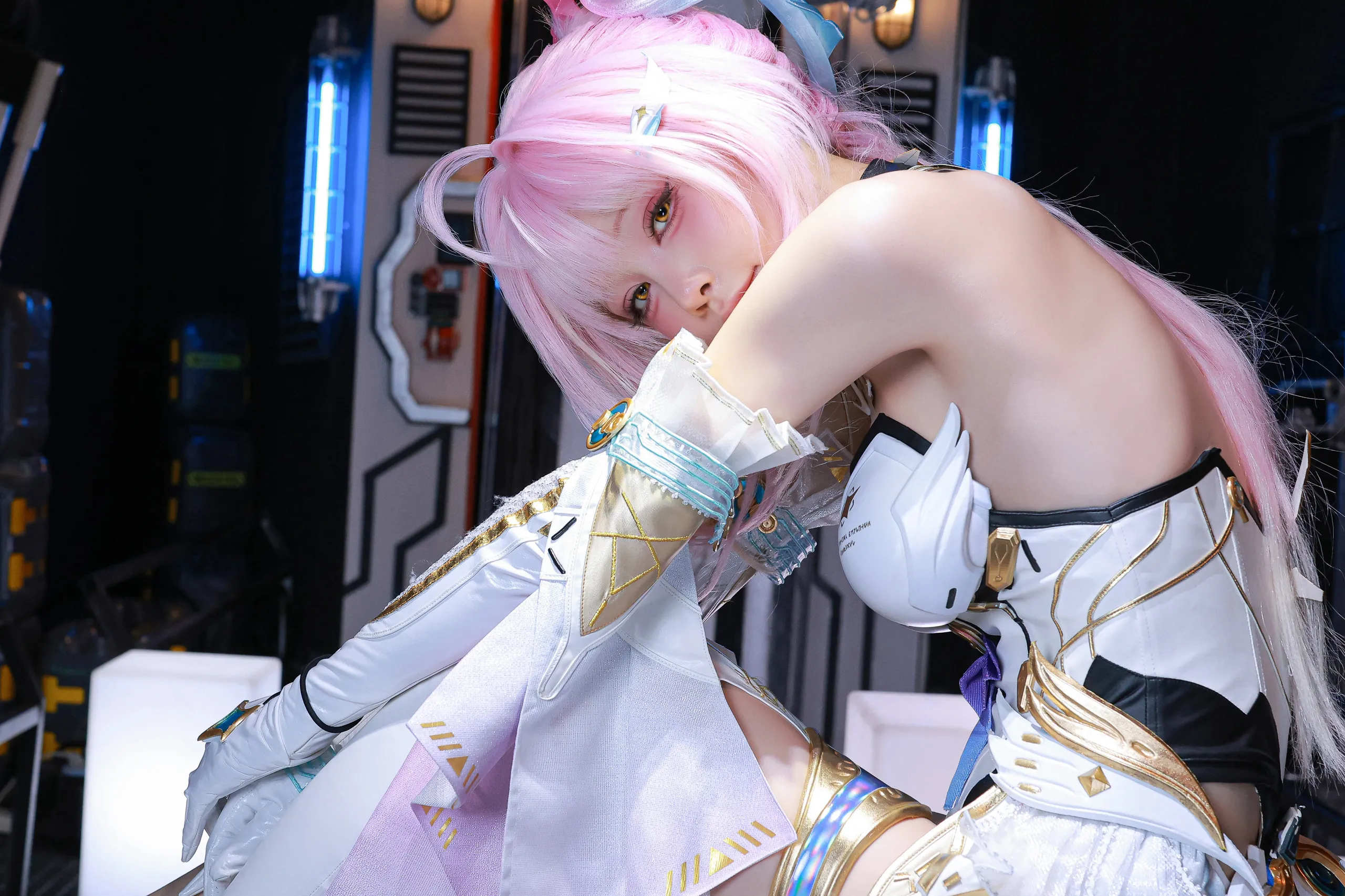《鸣潮》爱弥斯：水淼Aqua - 第4张写真大图