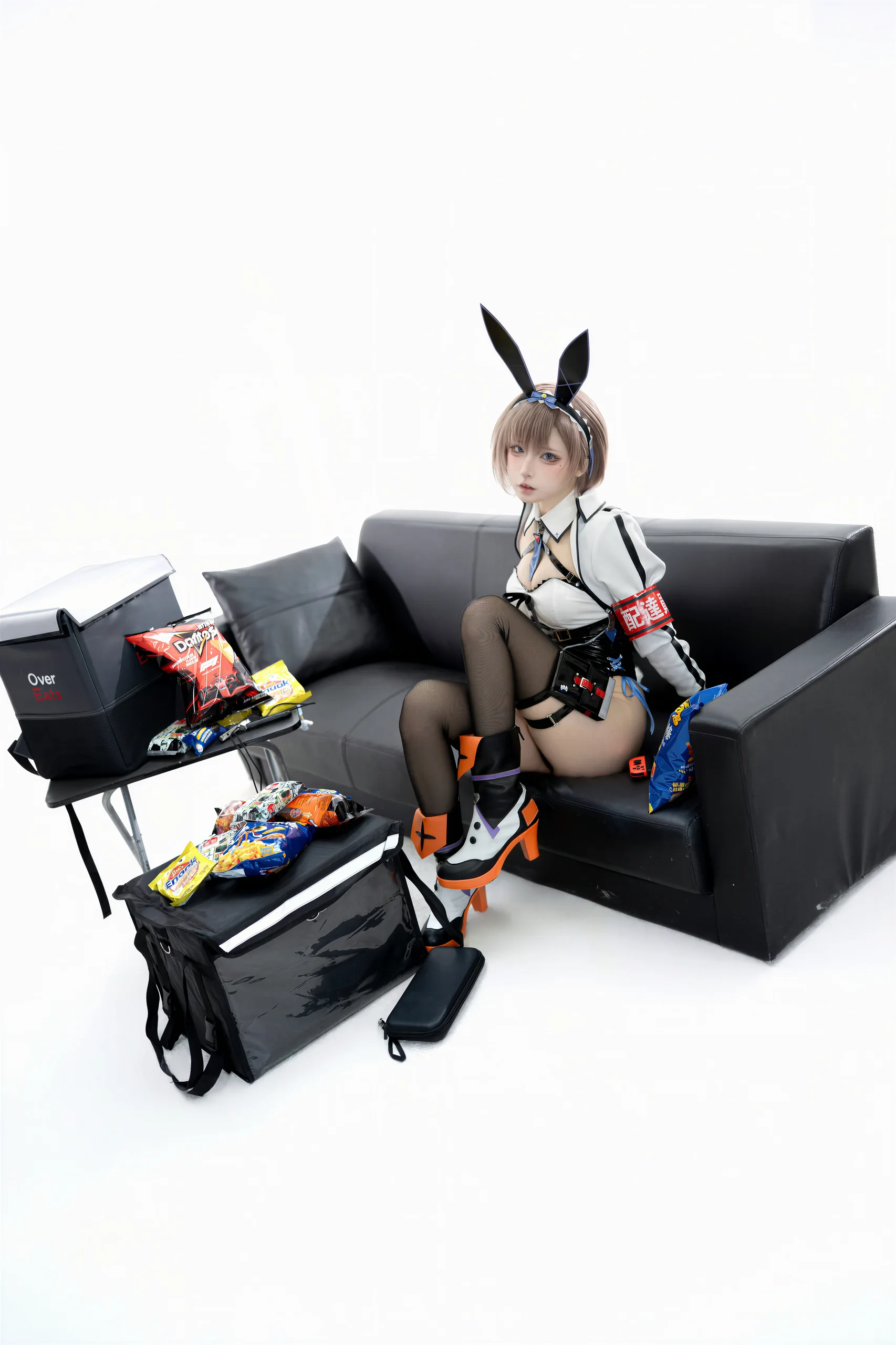 纸悦Etsu_ko 外卖兔 65P - 第2张写真大图
