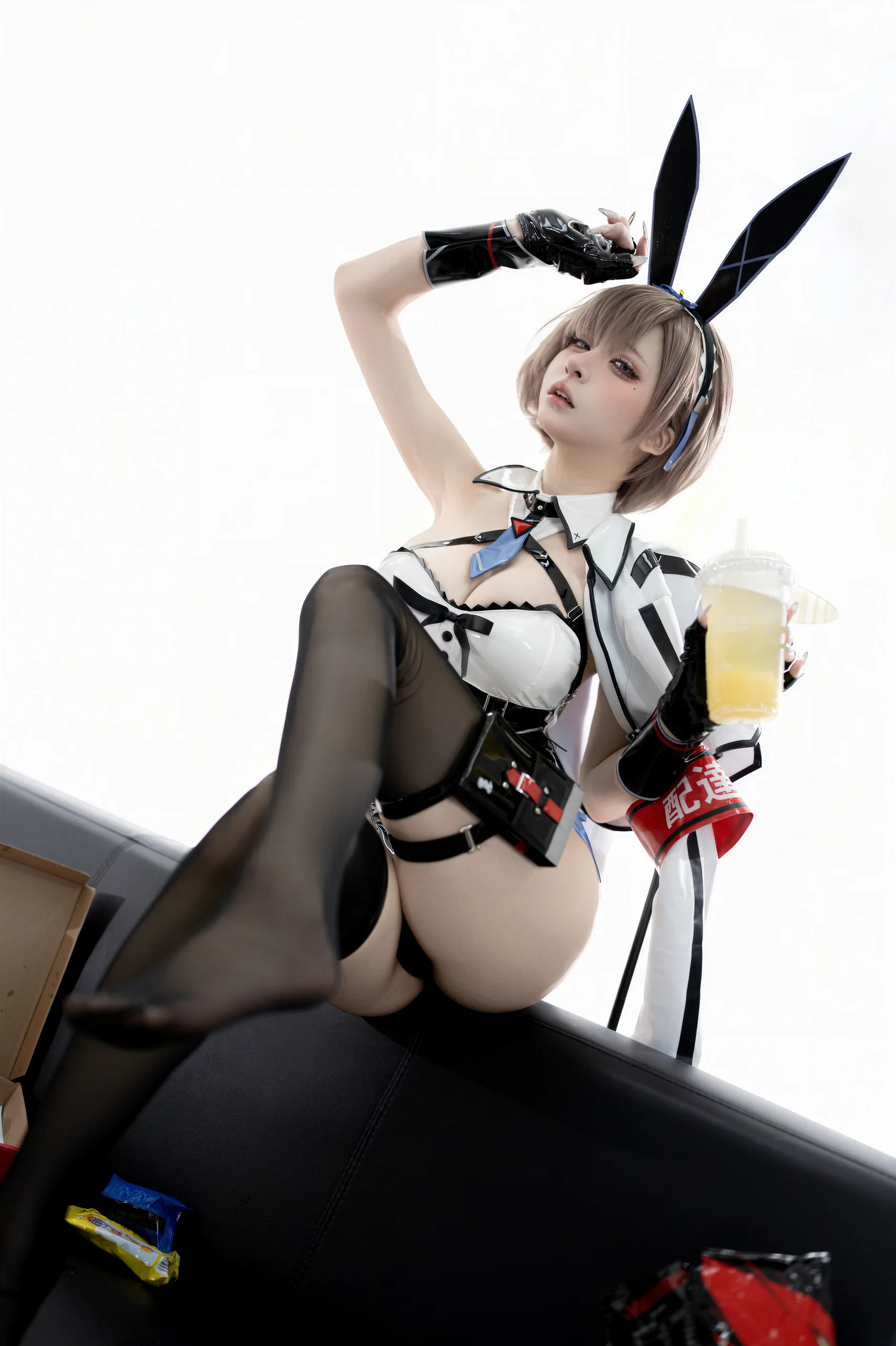 纸悦Etsu_ko 外卖兔 65P - 第42张写真大图