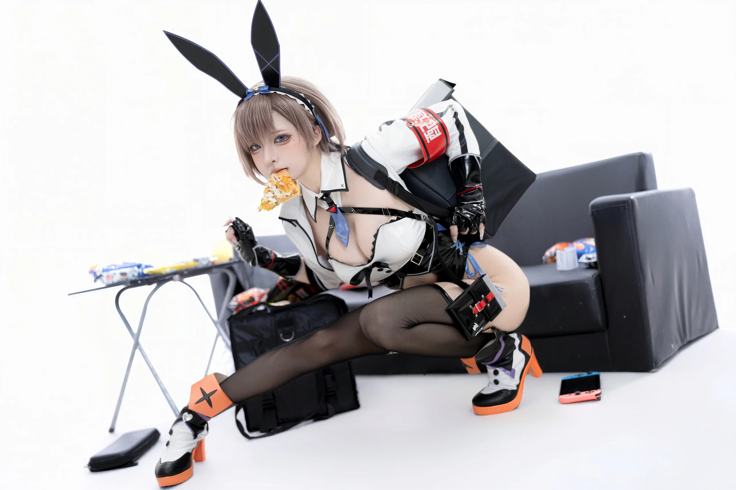 纸悦Etsu_ko 外卖兔 65P - 第49张写真大图