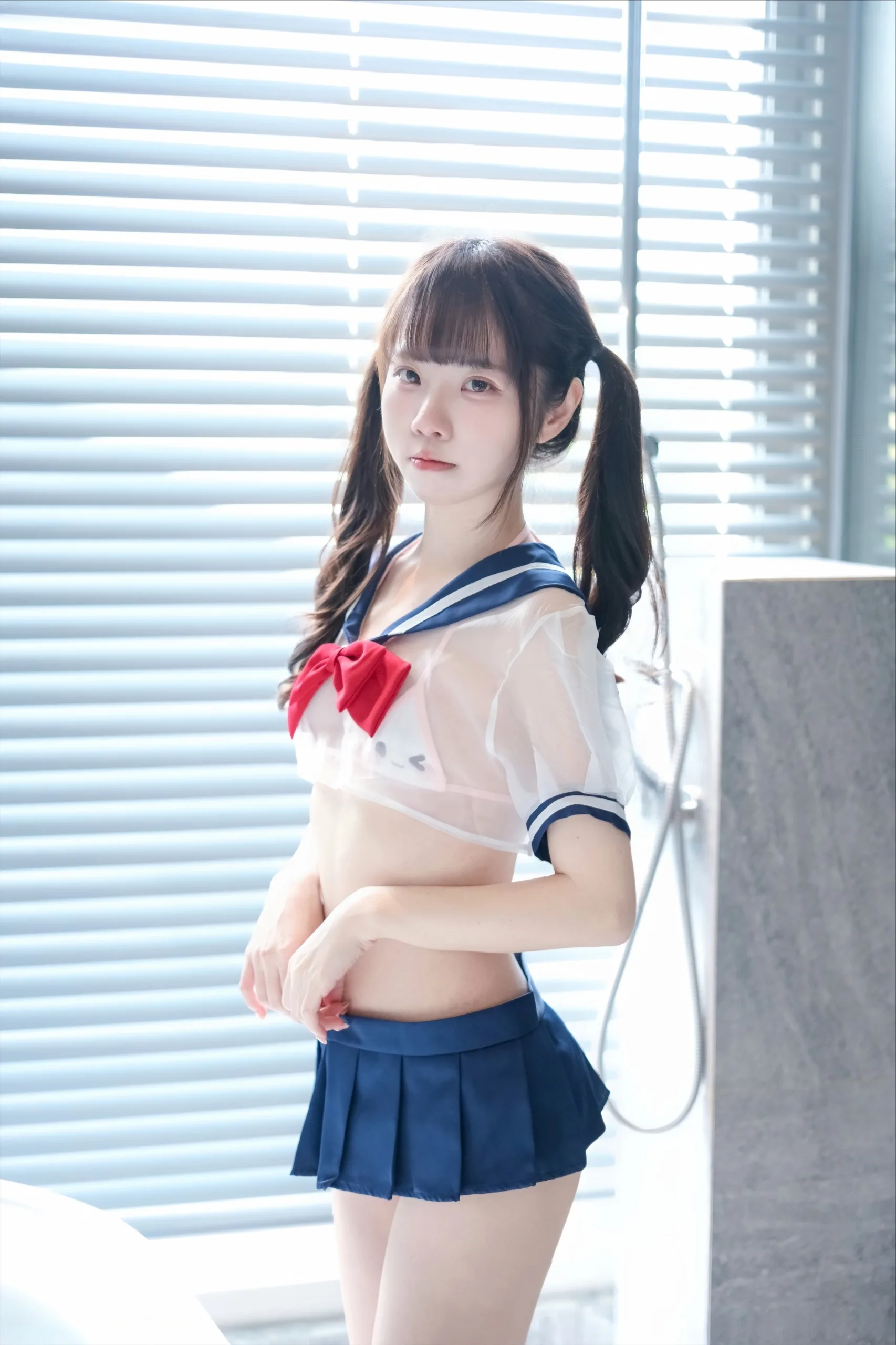 可可小白兔 透明学生服 64P - 第44张写真大图