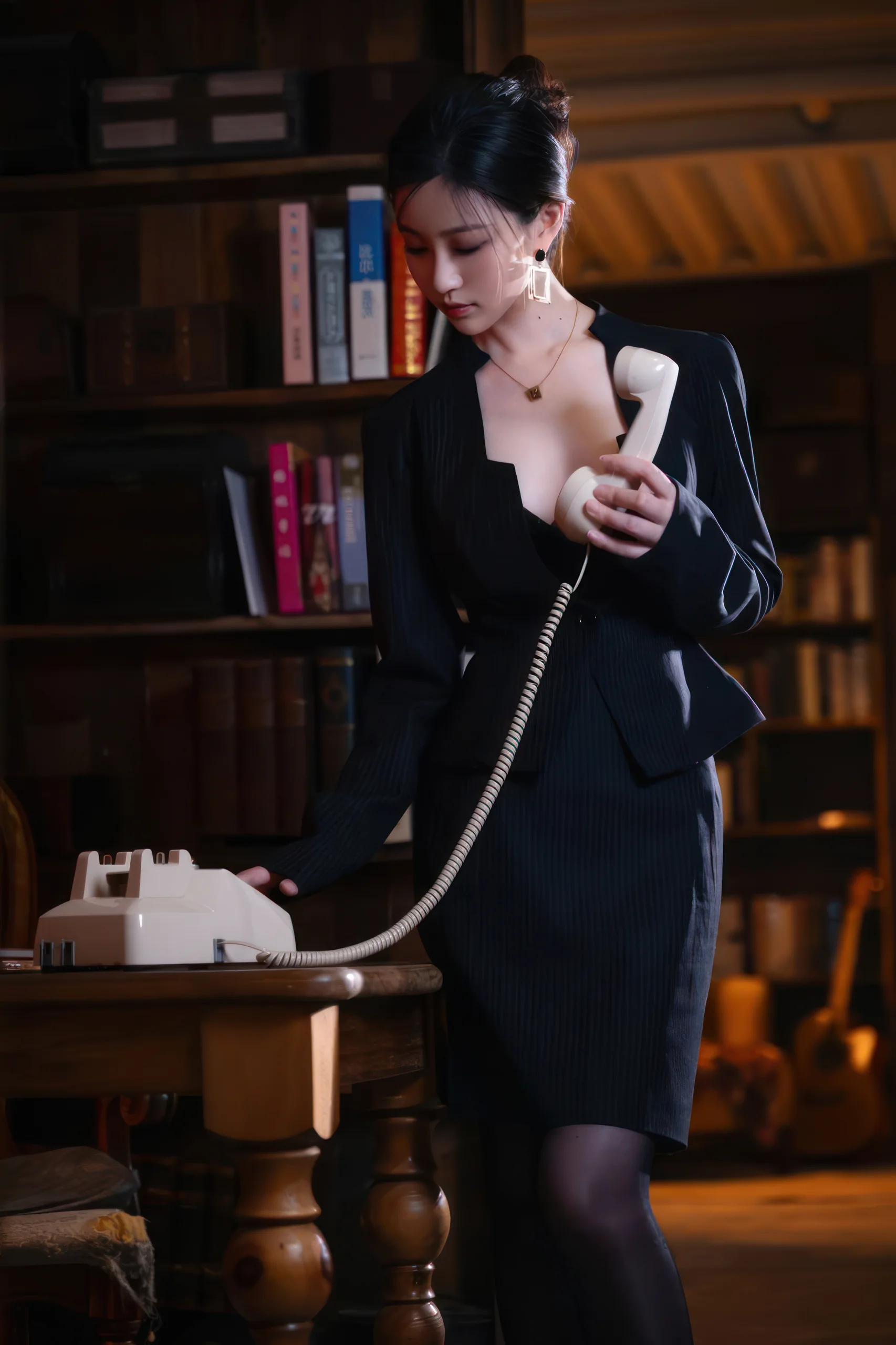 年年nnian 麻辣女教师 70P - 第4张写真大图