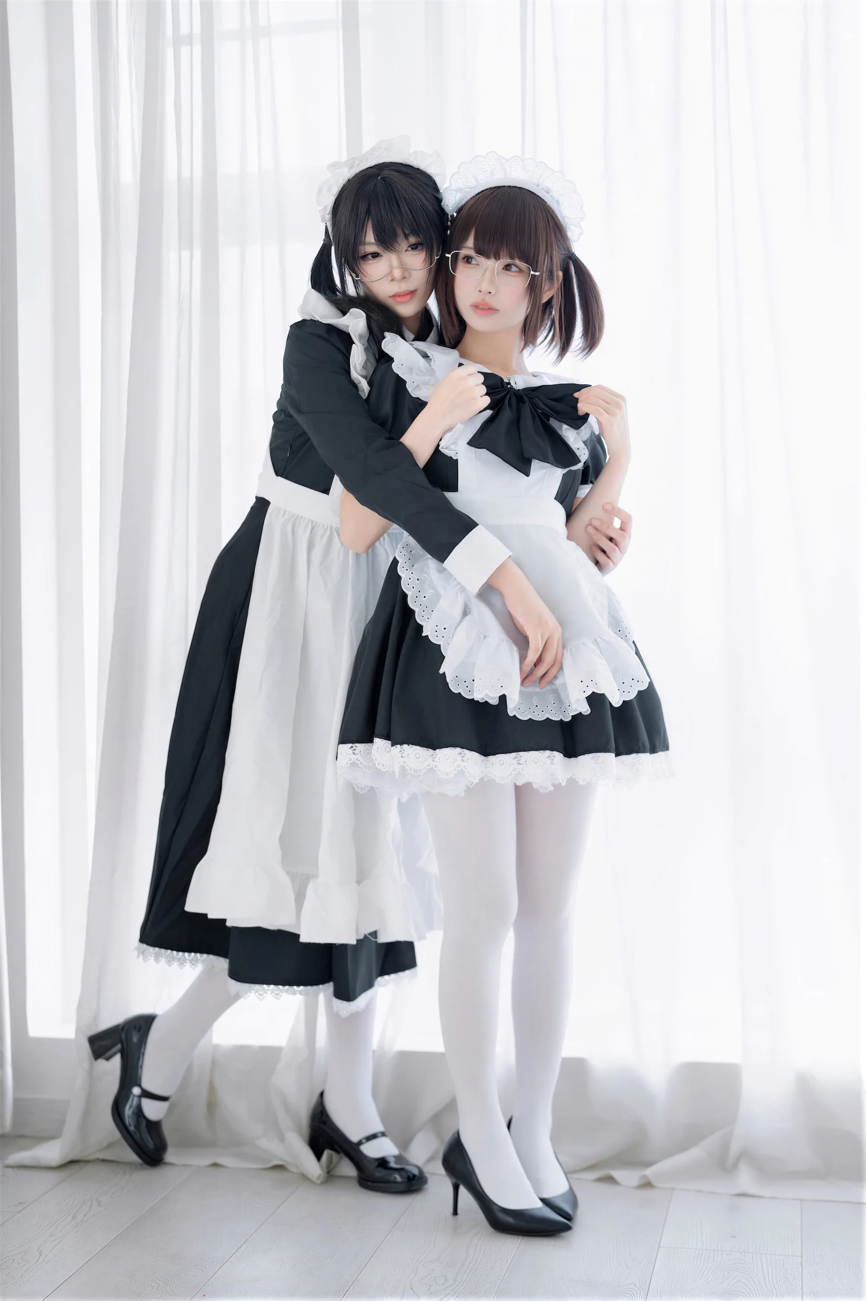 十万珍吱伏特&轩萧学姐 双人女仆 110P - 第23张写真大图