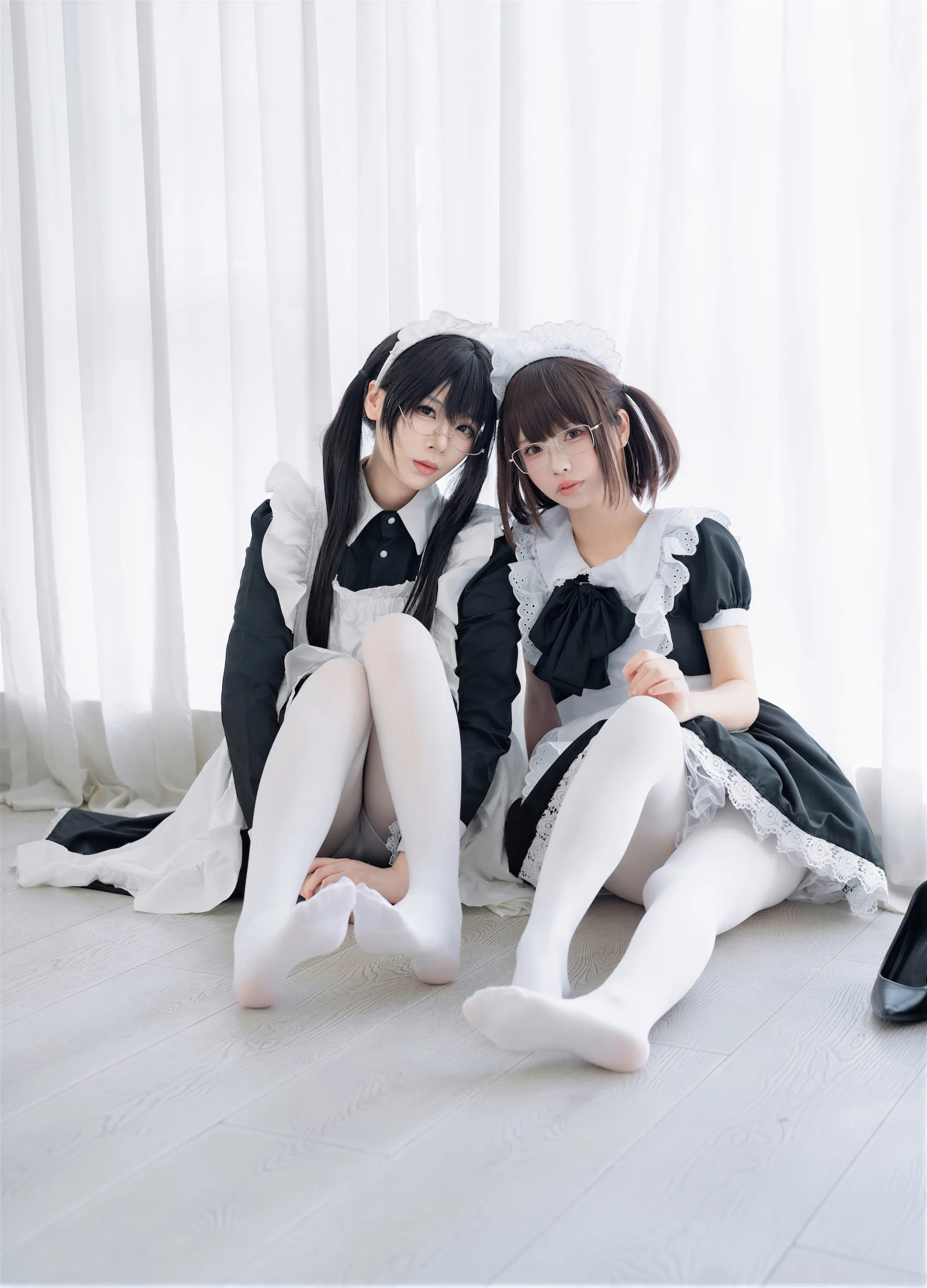 十万珍吱伏特&轩萧学姐 双人女仆 110P - 第32张写真大图