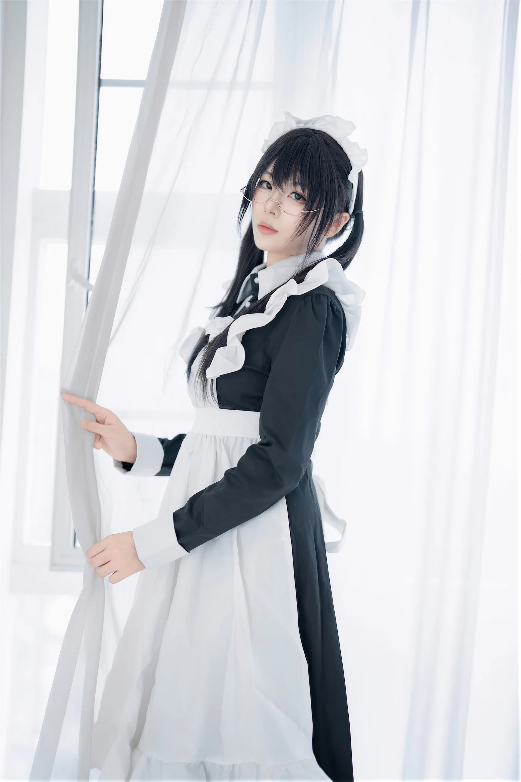 十万珍吱伏特&轩萧学姐 双人女仆 110P - 第84张写真大图