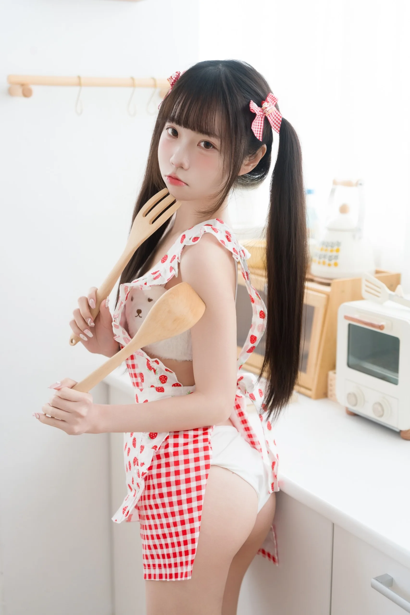 可可小白兔 生日限定 一起做蛋糕吗 77P - 第77张写真大图