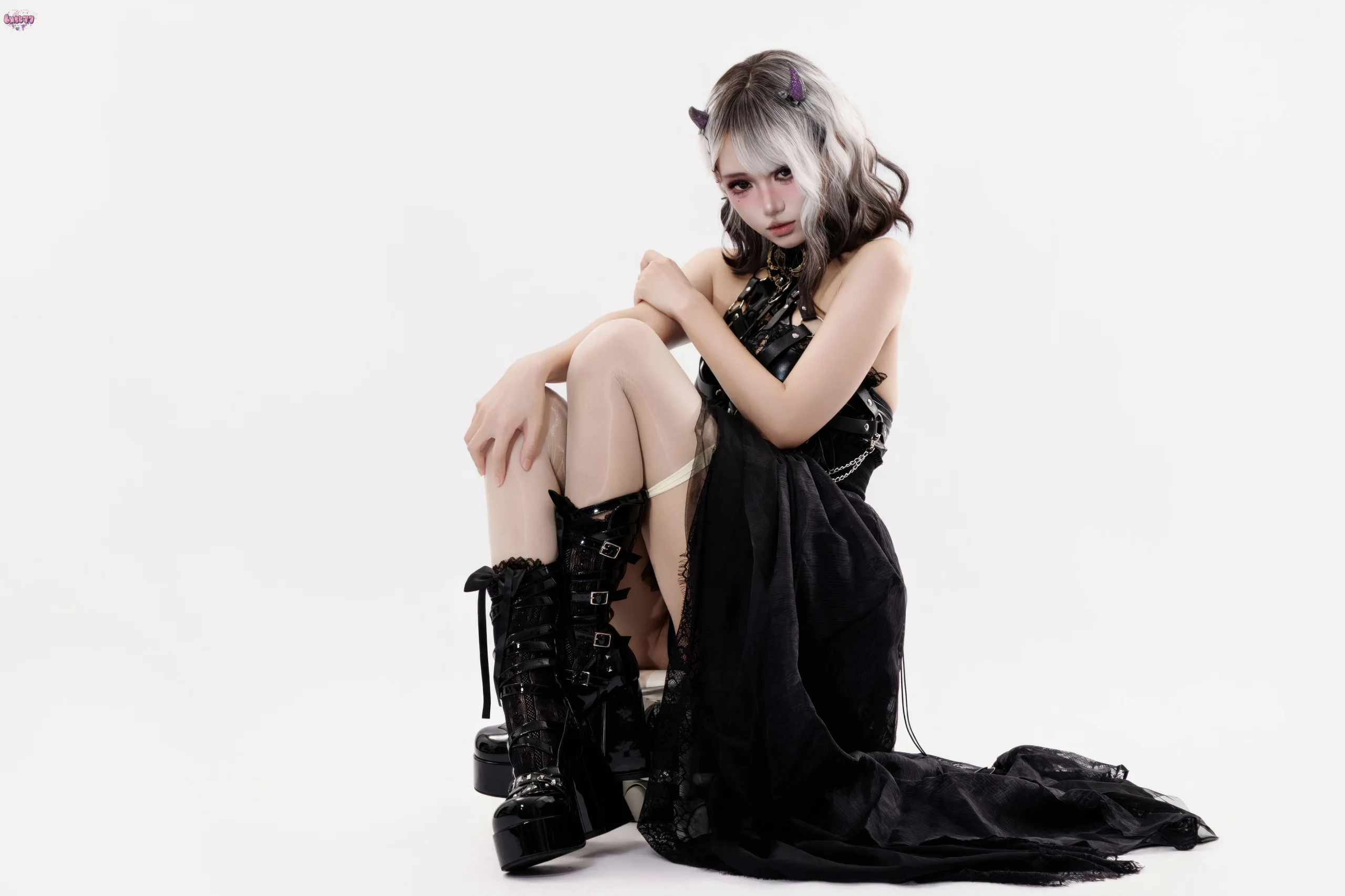 柒柒要乖哦 魔女盛宴 - 第24张写真大图