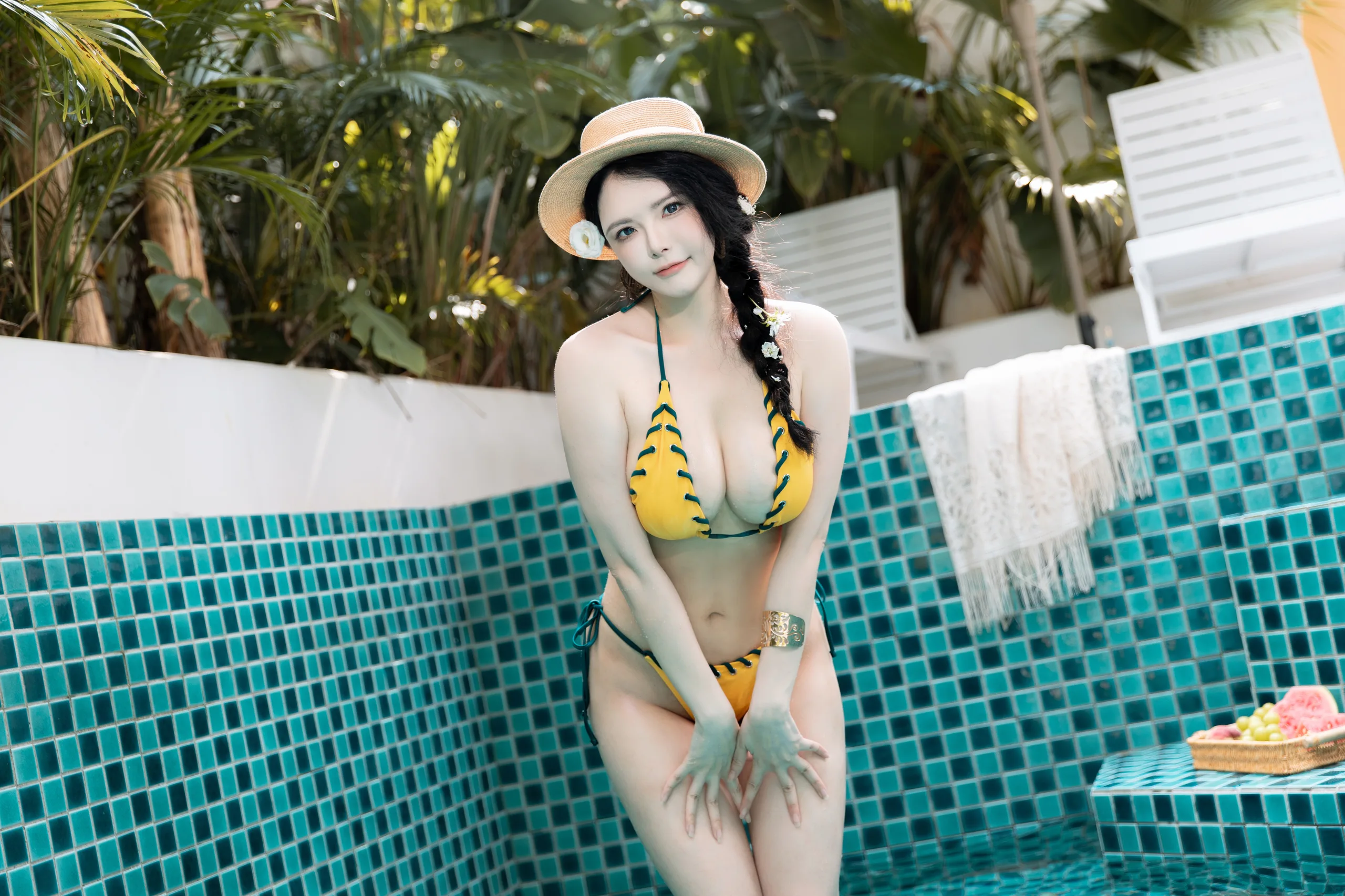 秋和柯基夏小秋秋秋 秋隅夏漾写真本 绑带比基尼 - 第21张写真大图