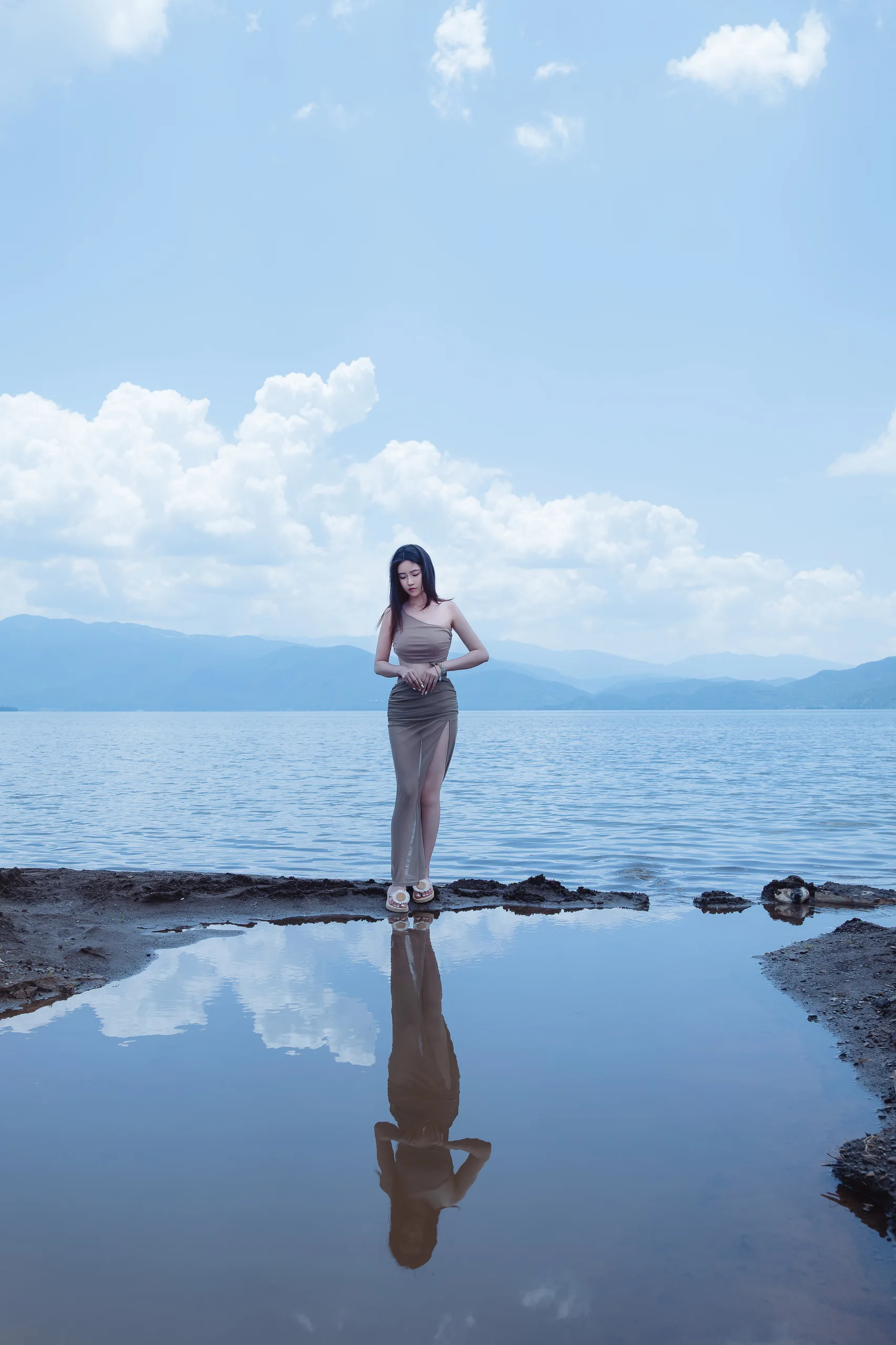 年年nnian 妩 80P - 第12张写真大图