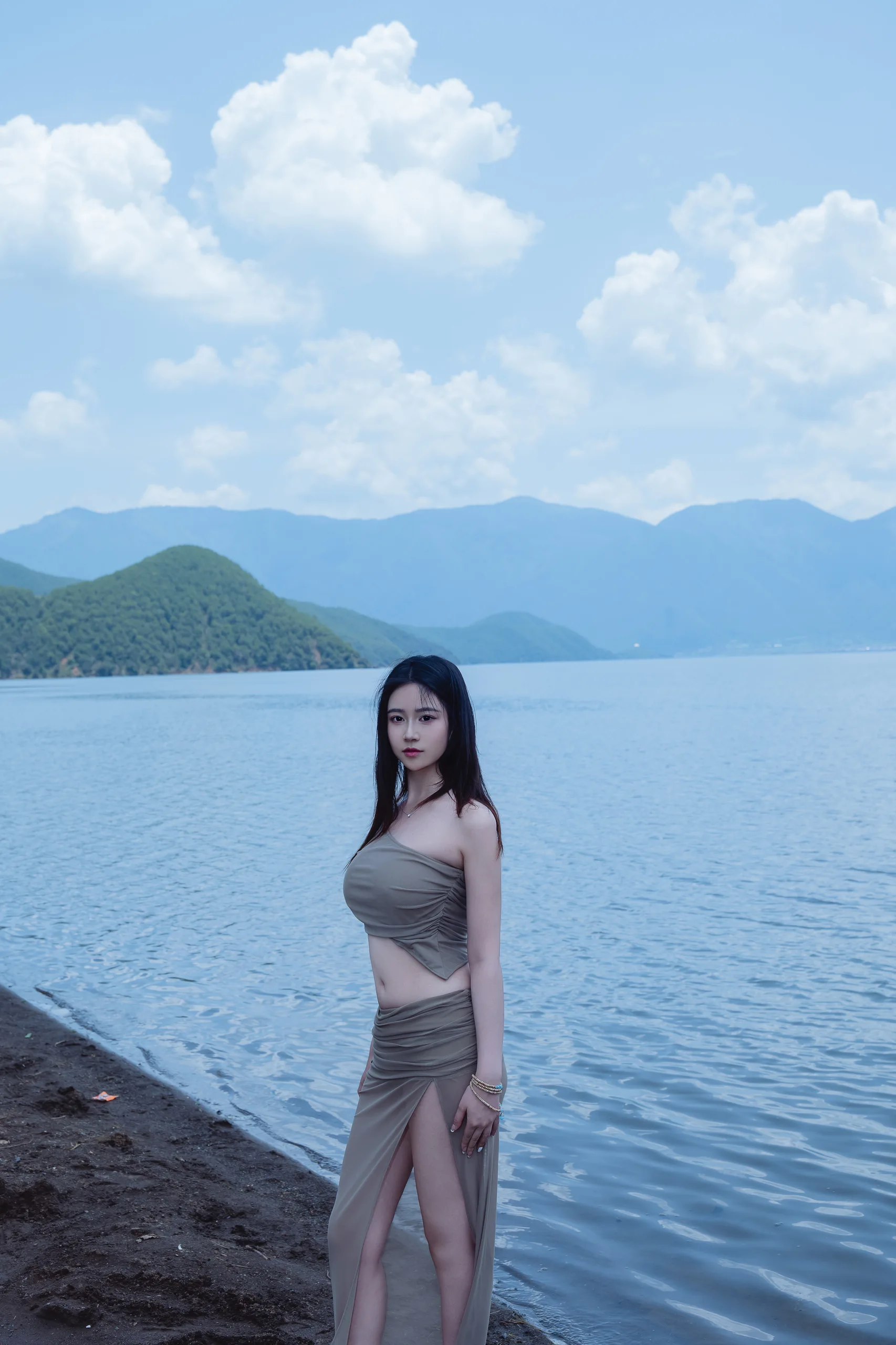 年年nnian 妩 80P - 第23张写真大图