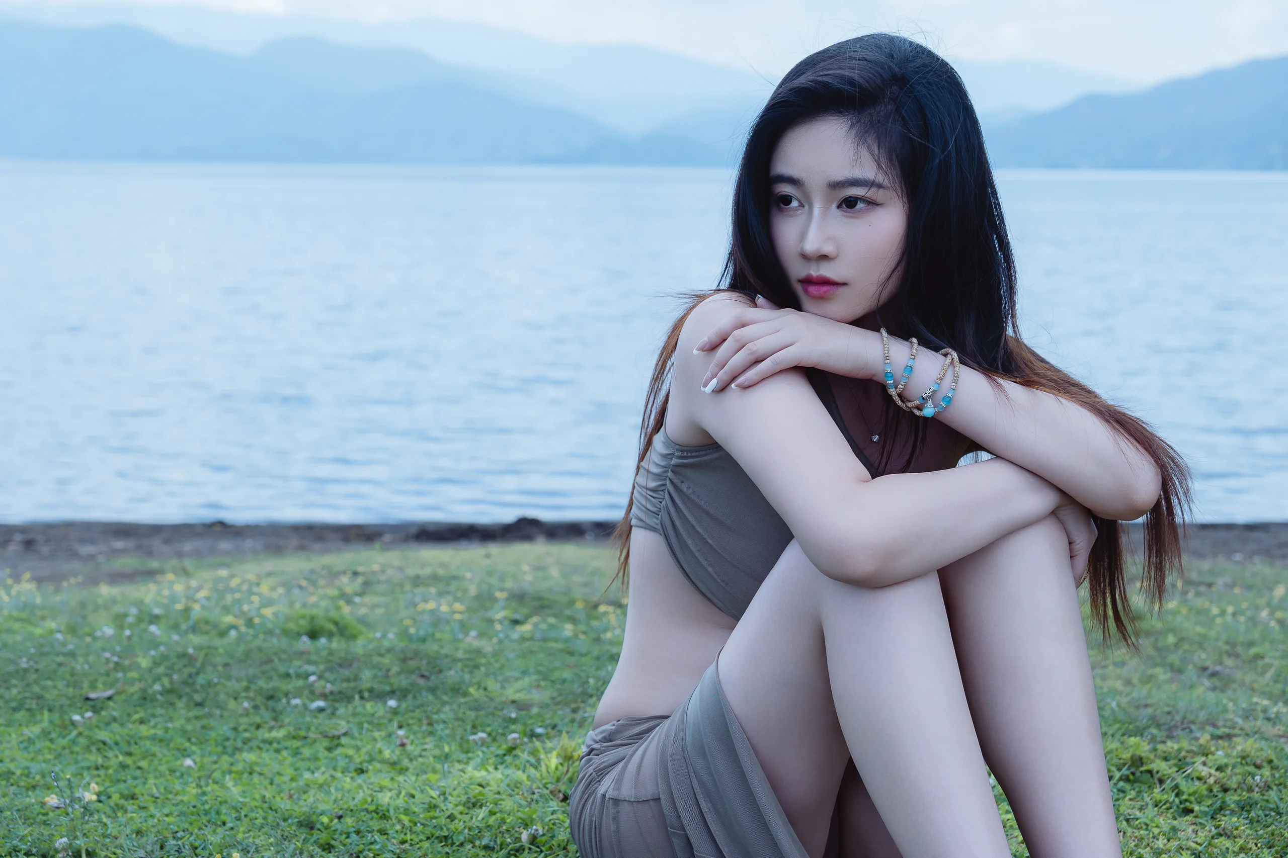 年年nnian 妩 80P - 第30张写真大图
