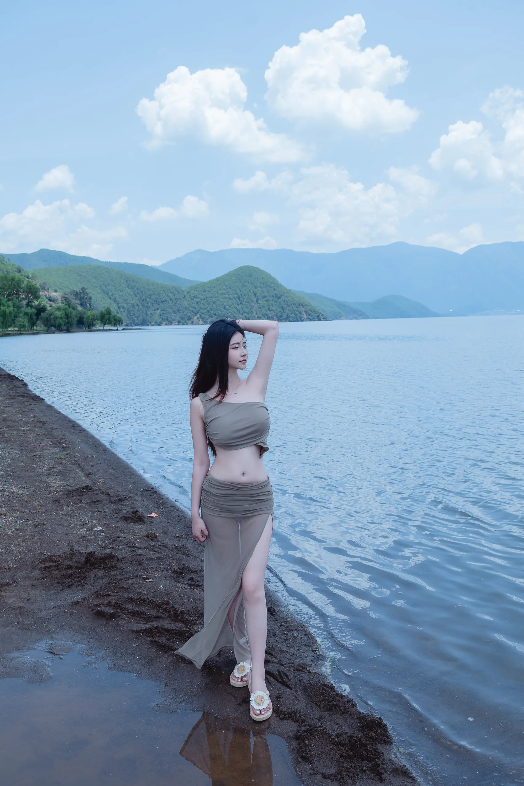 年年nnian 妩 80P - 第45张写真大图