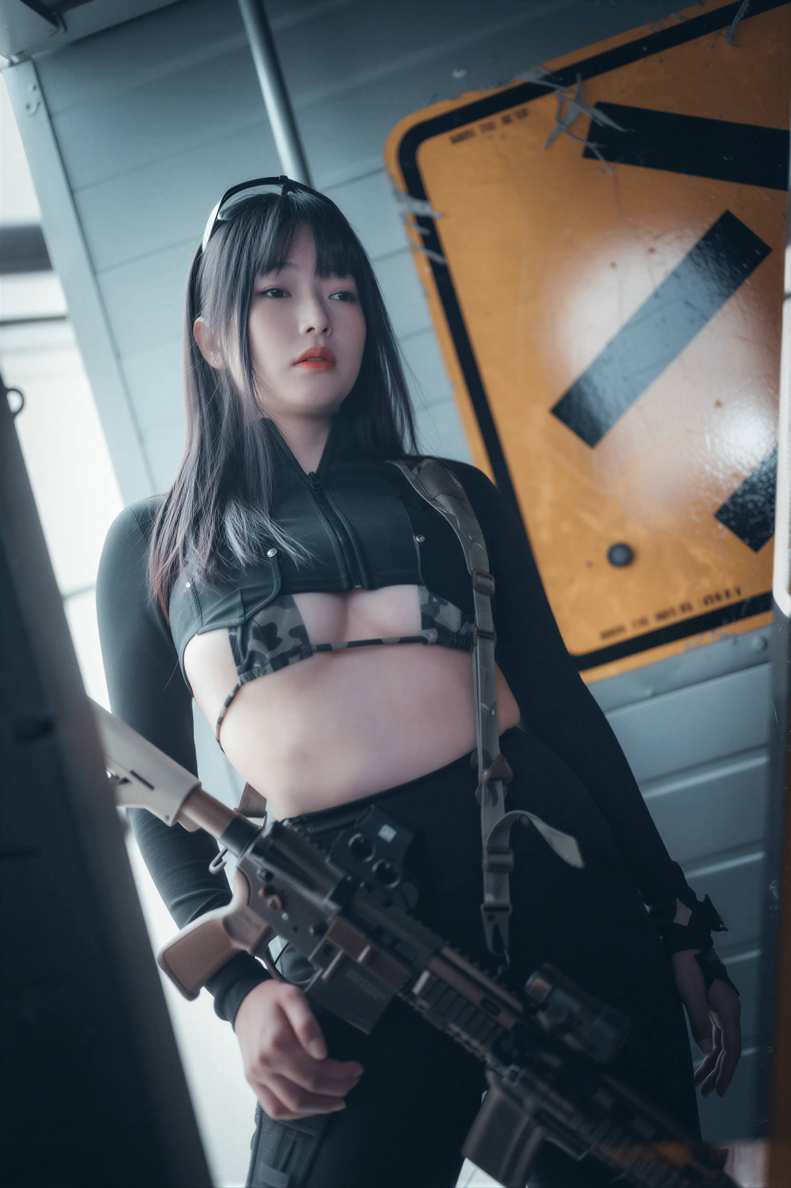 DJAWA Photo – Pia Loose and Tight Combat Green & Camo77P／588MB - 第32张写真大图