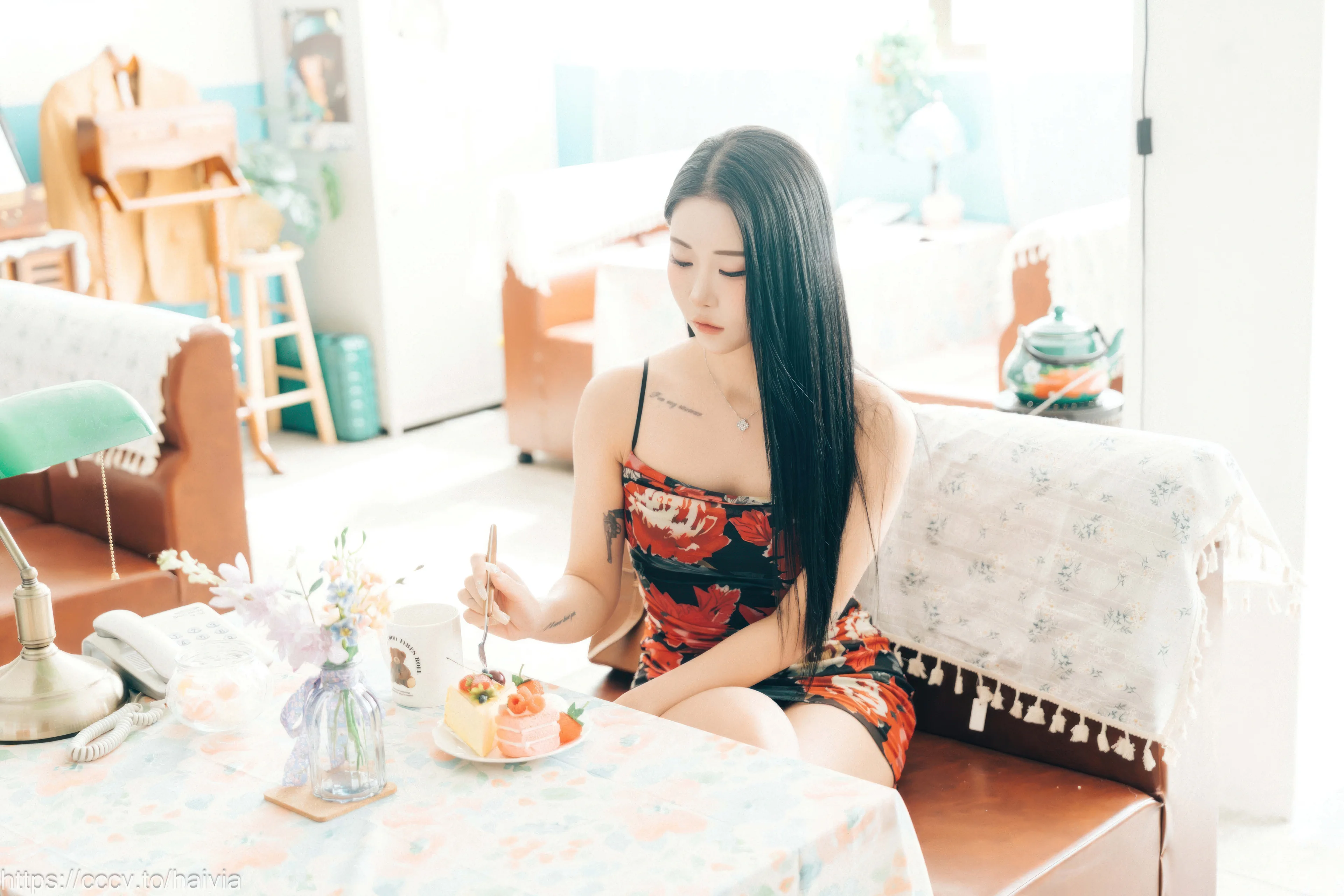 Bomi (보미) Haivia Hard Return 118P - 第4张写真大图