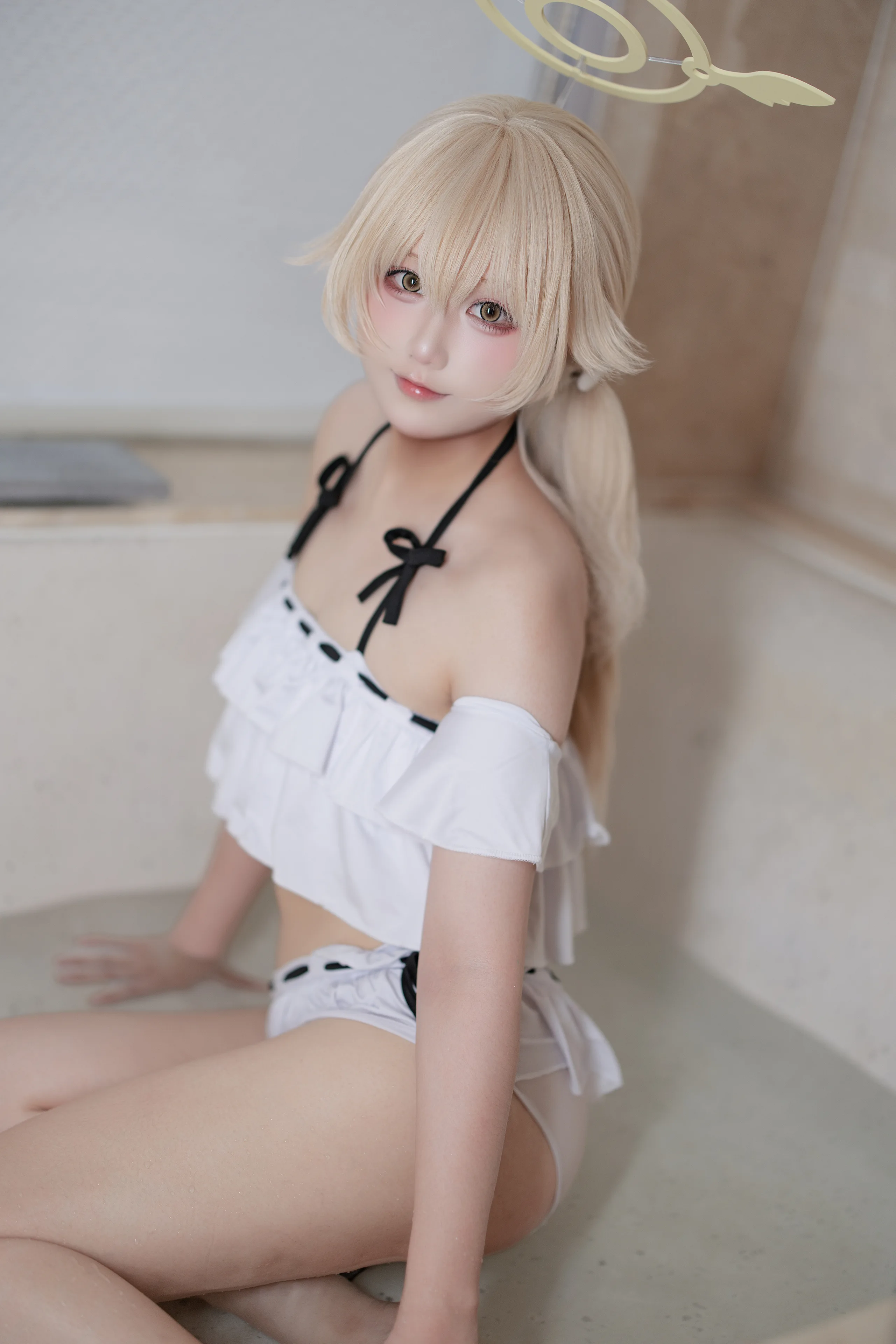 lunananya 蔚蓝档案 阿慈谷日富美泳装 26P - 第11张写真大图