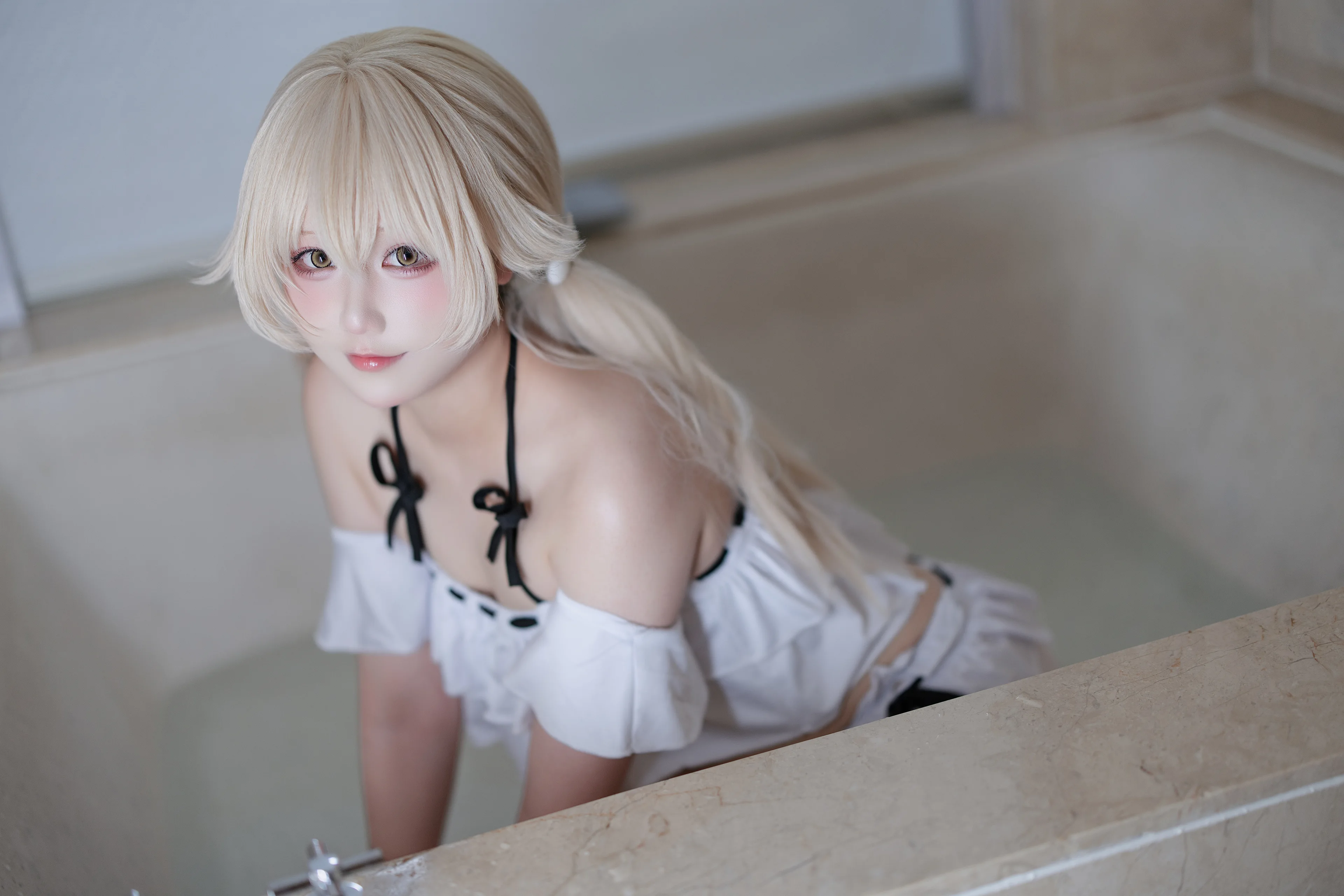 lunananya 蔚蓝档案 阿慈谷日富美泳装 26P - 第15张写真大图