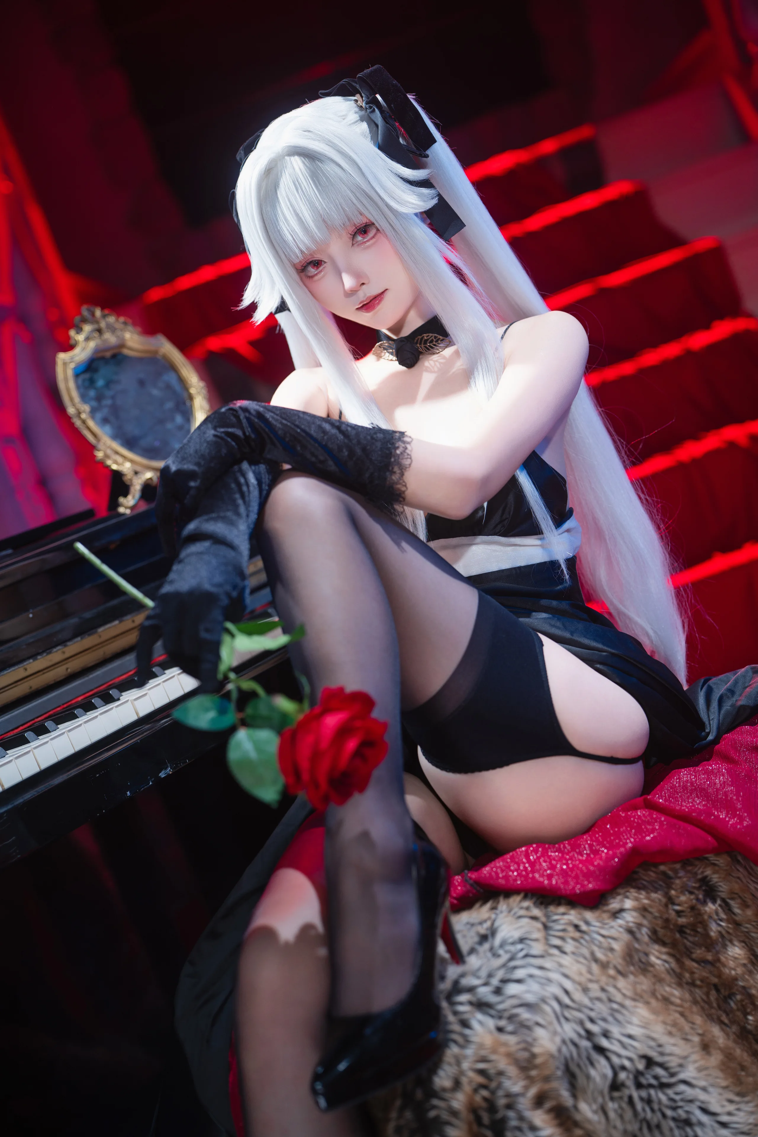 大大卷卷小卷 美少女万华镜 篝之雾枝礼服30P 143 1M - 第1张写真大图