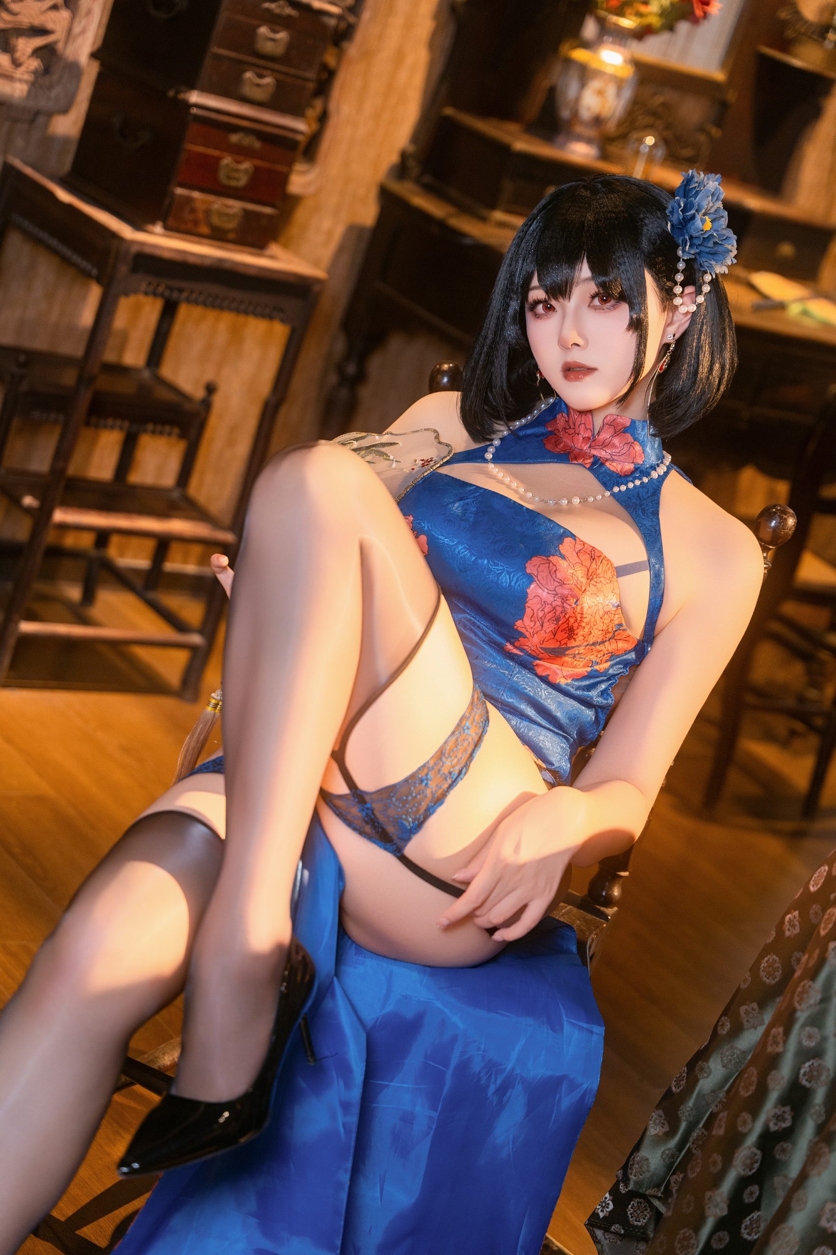 《碧蓝航线》镇海写真特辑：夏夏子极简视效展示 - 第16张写真大图