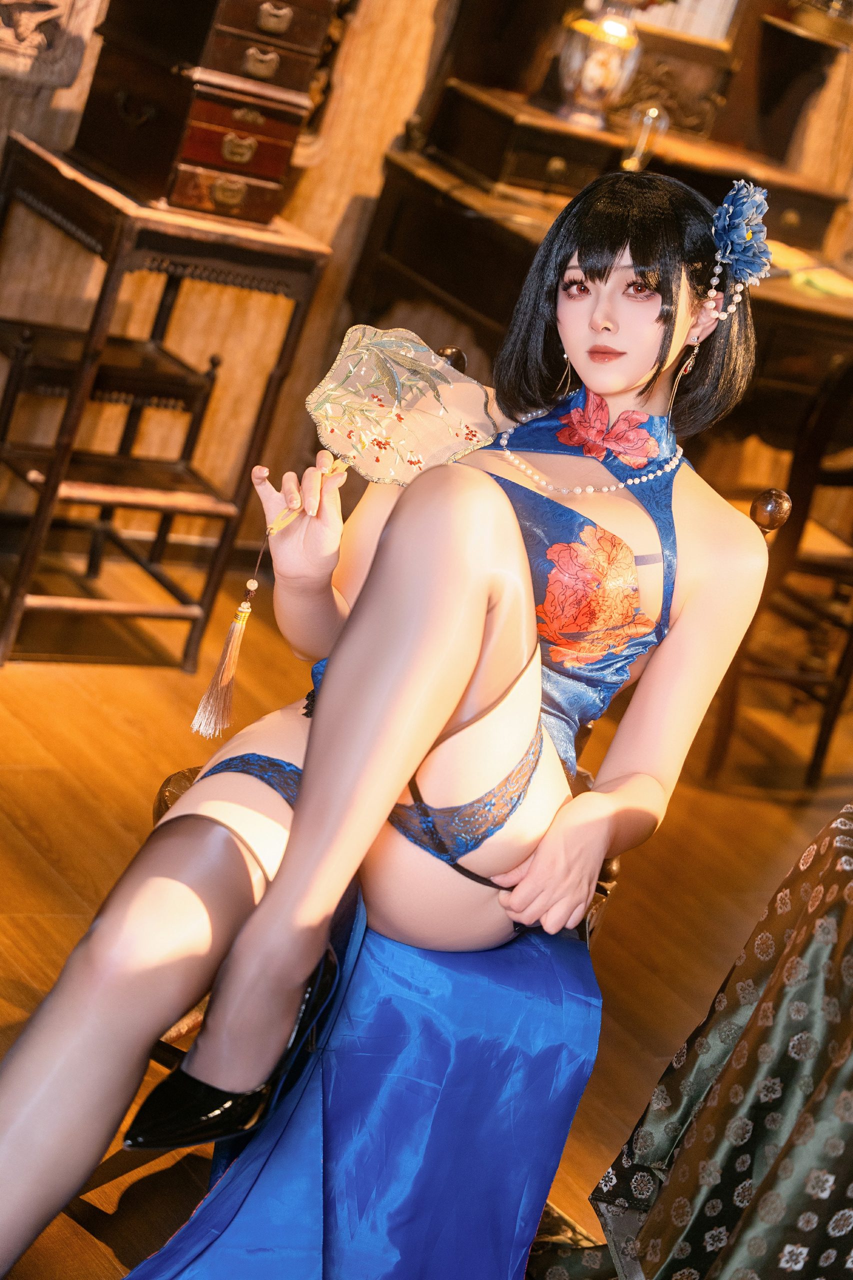 《碧蓝航线》镇海写真特辑：夏夏子极简视效展示 - 第17张写真大图