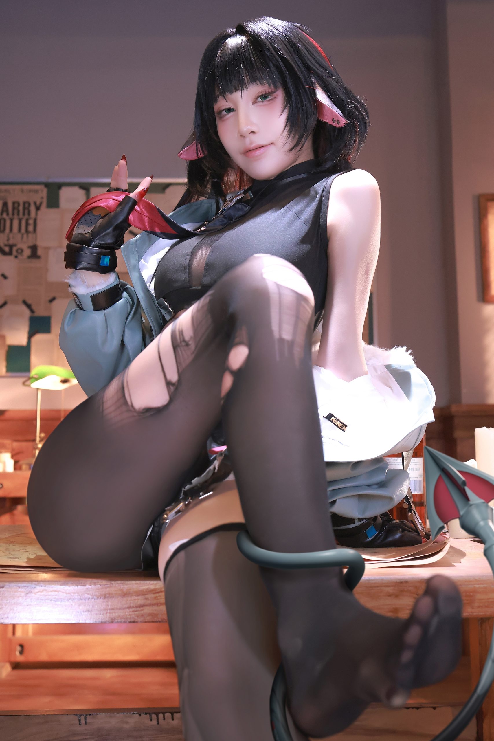 《绝区零》简·杜影像写真：水淼精美妆造记录 - 第5张写真大图