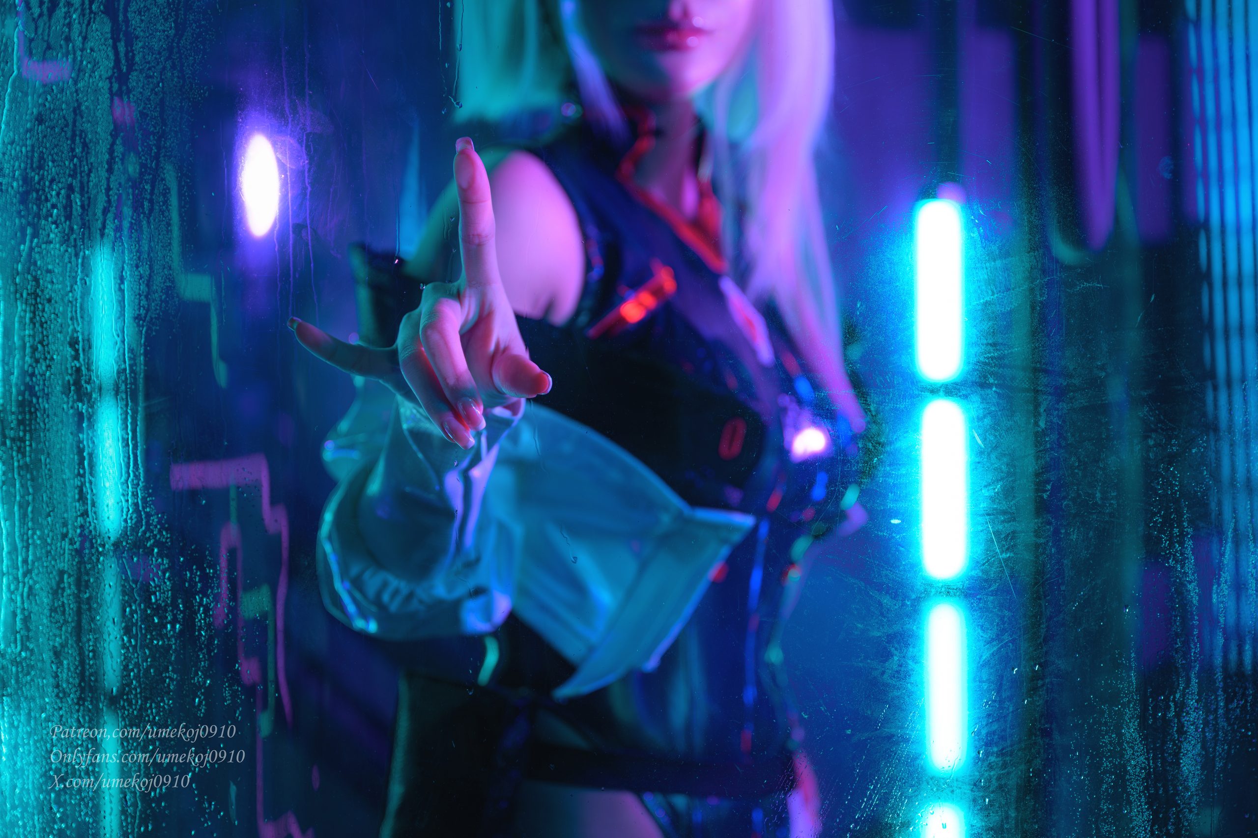 《赛博朋克：边缘行者》露西COS正片：梅子冷艳气质记录 - 第2张写真大图